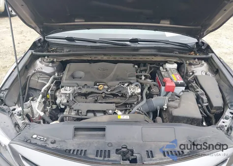 2021 Toyota Camry Se z USA, uszkodzony, nr VIN 4T1G11AK6MU444804